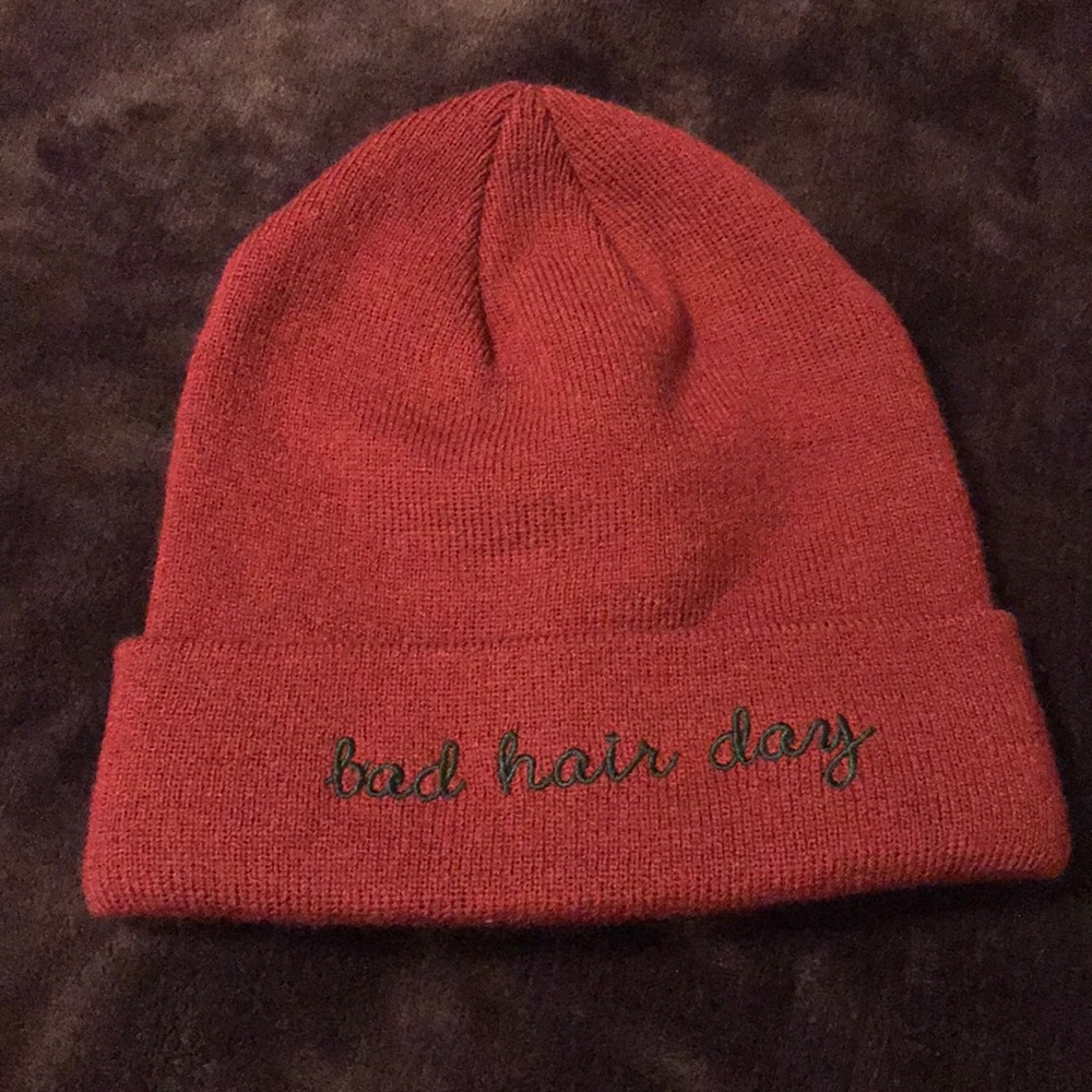 David and Young (Agaci) Cute Burgundy Knit Hat